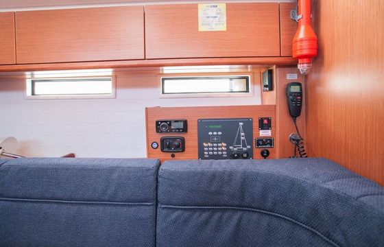 Sailboat BAVARIA CRUISER 46 14.27m