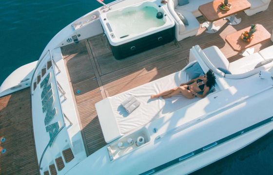 Motor yacht Mangusta 80 1900hp