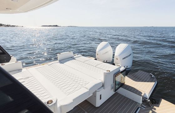 Motorboat Saxdor 320 GTO 450hp