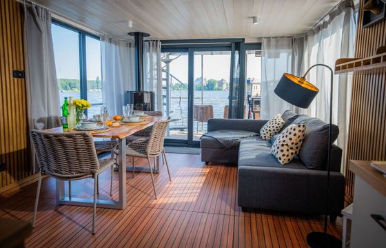 Houseboat WOMA D13
