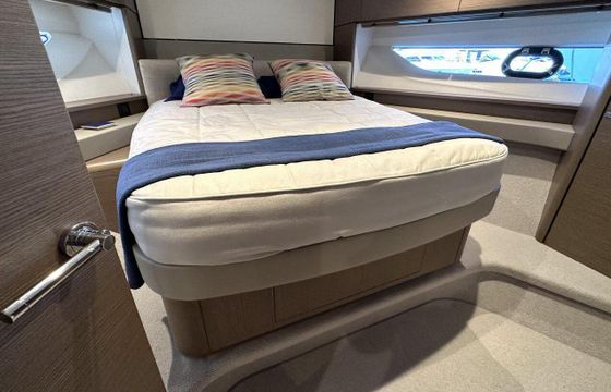 Motor yacht Princess Flybridge 55 1800hp