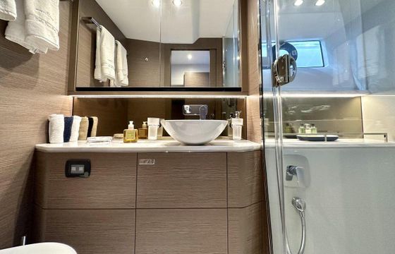 Motor yacht Princess Flybridge 55 1800hp