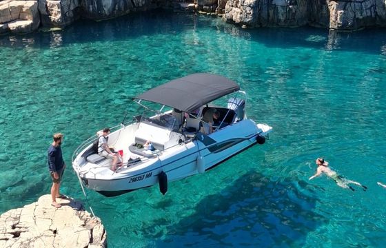 Motorboat Beneteau Flyer 7.7 Luxury 250hp