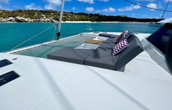 Catamaran Fountaine Pajot Aura 51 15.5m