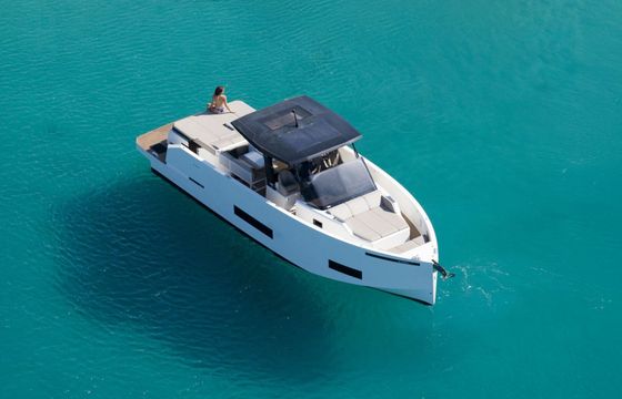 Motorboat De Antonio D42 1050hp