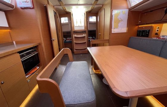 Sailboat Dufour 430 GL 13m