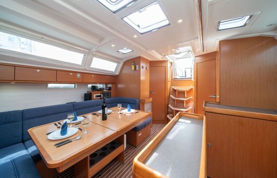 Sailboat Bavaria Cruiser 46ft 14.27m