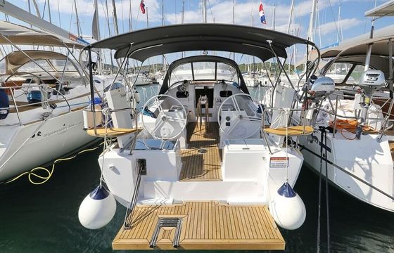 Sailboat Elan Impression 40.1 11.99m