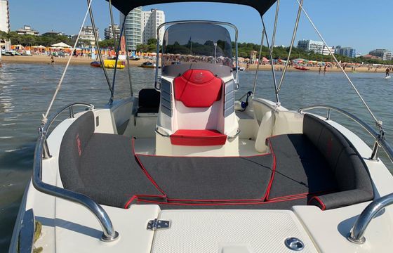 Boat without licence  Jaguar open 5,50 senza patente nautica 40hp