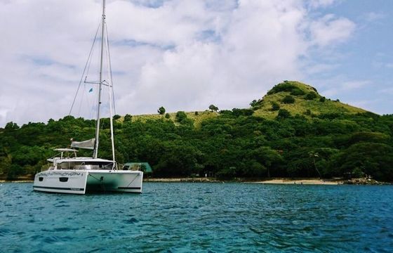 Catamaran Fountaine Pajot LUCIA 40 11.73m