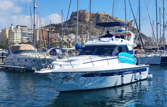 Motorboat Doqueve 360 11 metros 460hp