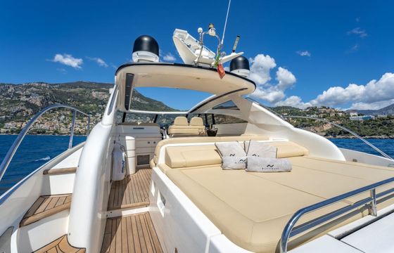 Motor yacht Princess V58 2000hp