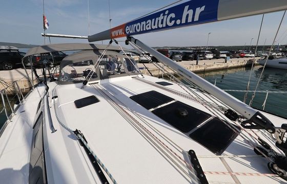 Sailboat Bavaria Cruiser 46 14m