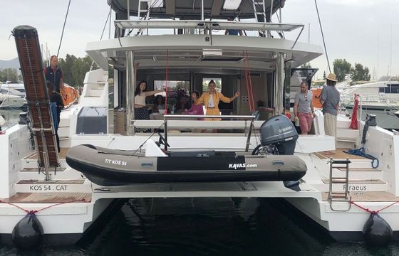 Catamaran Bali 5.4 16.8m