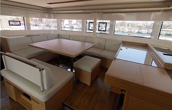 Catamaran Lagoon-Bénéteau Lagoon 51 - 6 cab. 15.35m