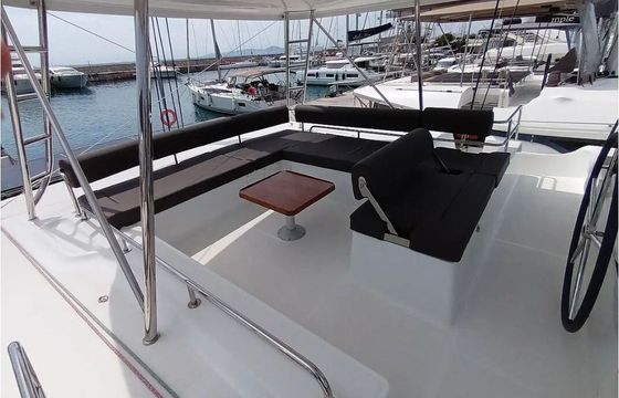 Catamaran Lagoon-Bénéteau Lagoon 51 - 6 cab. 15.35m
