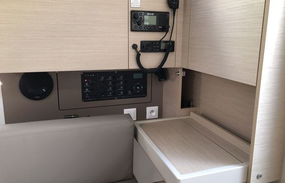 Sailboat Beneteau Oceanis 38.1 11.5m