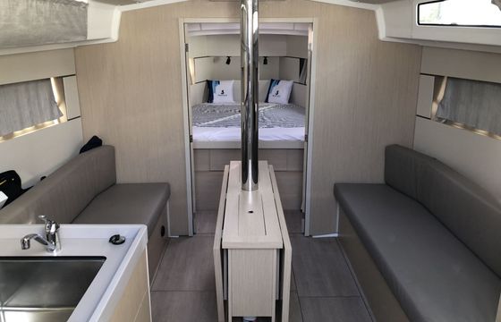 Sailboat Beneteau Oceanis 38.1 11.5m