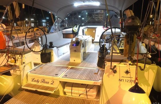 Sailboat Jeanneau Sun Odyssey 490 14.22m