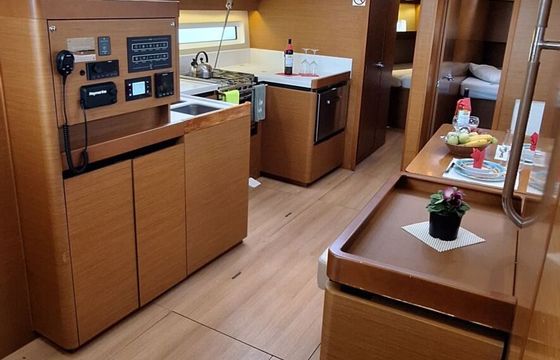 Sailboat Jeanneau Sun Odyssey 490 14.22m