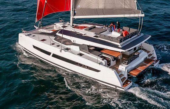 Catamaran Fountaine Pajot Aura 51 15.91m