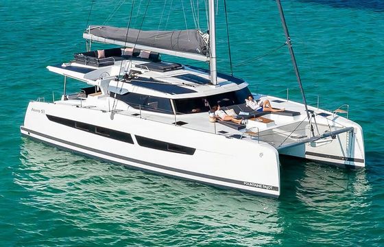 Catamaran Fountaine Pajot Aura 51 15.91m