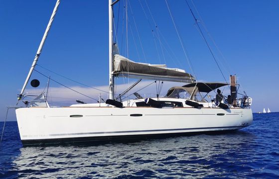 Sailboat Beneteau Oceanis 40 12m
