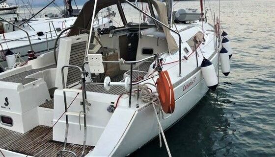 Sailboat Beneteau Oceanis 37 refit 2022 11.58m