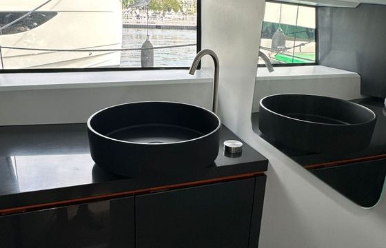 Motorboat Maori yacht 50 1450hp