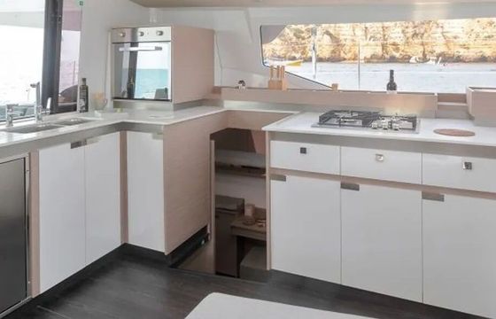 Catamaran Fountaine Pajot ELBA 45 13.45m