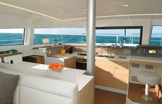 Catamaran Bali 4.1 12m