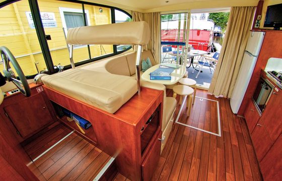 Houseboat Nicols Estivale Quattro (HMR)