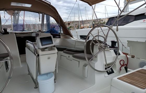 Sailboat JEANNEAU SUN ODYSSEY 449 13.75m