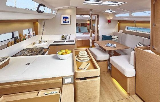 Sailboat Sun Odyssey 440 13m