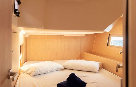 Sailboat Beneteau Oceanis 46.1 14.6m