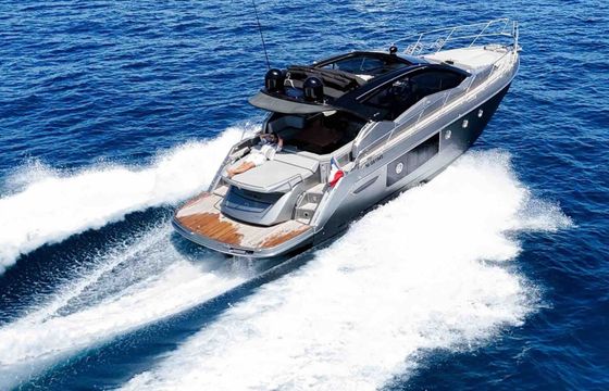 Motorboat Cranchi 44 960hp