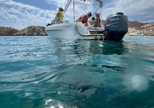 Motorboat Beneteau FLYER 6M 150CV 150hp