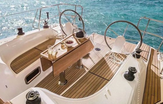 Sailboat Bavaria Bavaria 34 Cruiser 9.99m