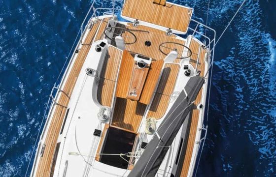 Sailboat Bavaria Bavaria 34 Cruiser 9.99m