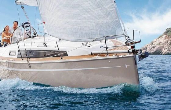 Sailboat Bavaria Bavaria 34 Cruiser 9.99m