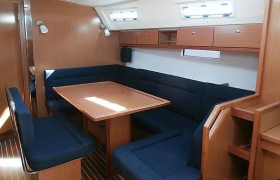 Sailboat Bavaria 40 Cruiser 12m
