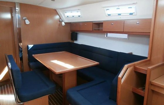 Sailboat Bavaria 40 Cruiser 12m