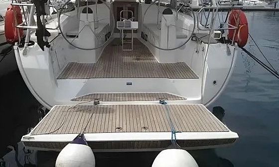 Sailboat Bavaria 40 Cruiser 12m