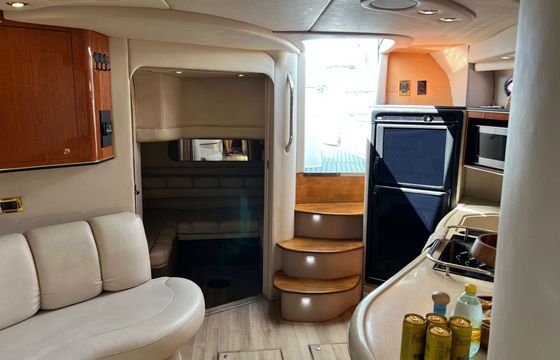 Motor yacht Formula 35ft 700hp