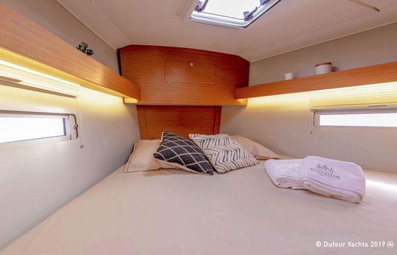 Sailboat DUFOUR 390 Grand Large 11.93m