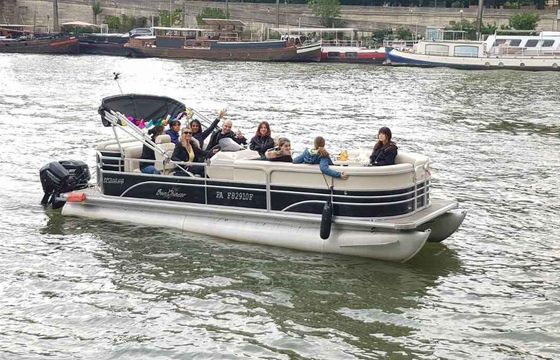 Motorboat Smoker Craft Sun Chaser 7522 60hp