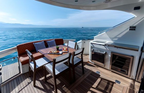 Motorboat Marquis 500 Sport Coupe 870hp