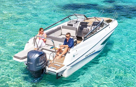 Motorboat Jeanneau Cap Camarat 7.5 Dc 225hp