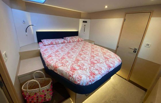 Catamaran Fountaine Pajot Ipanema 58 17.8m