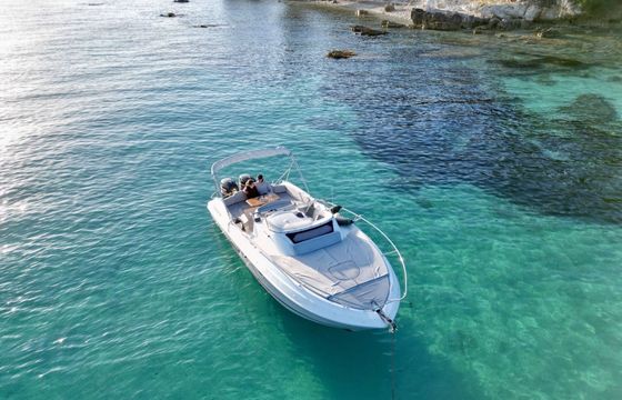 Motorboat Beneteau Flyer Sundeck 400hp